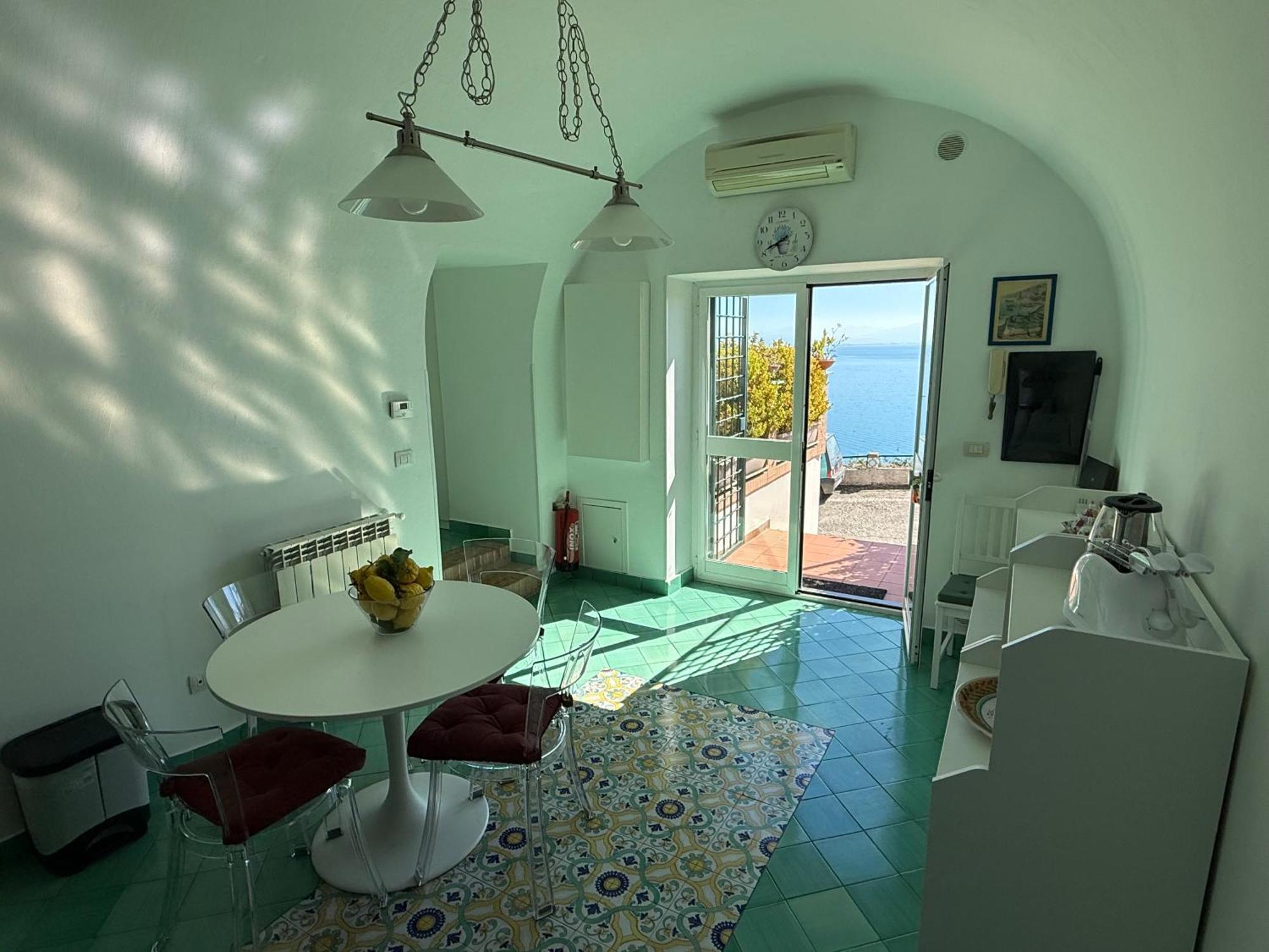 Villa Casa Gabriella - Amalfi Coast - Free Parking - Full Sea View Vietri Esterno foto