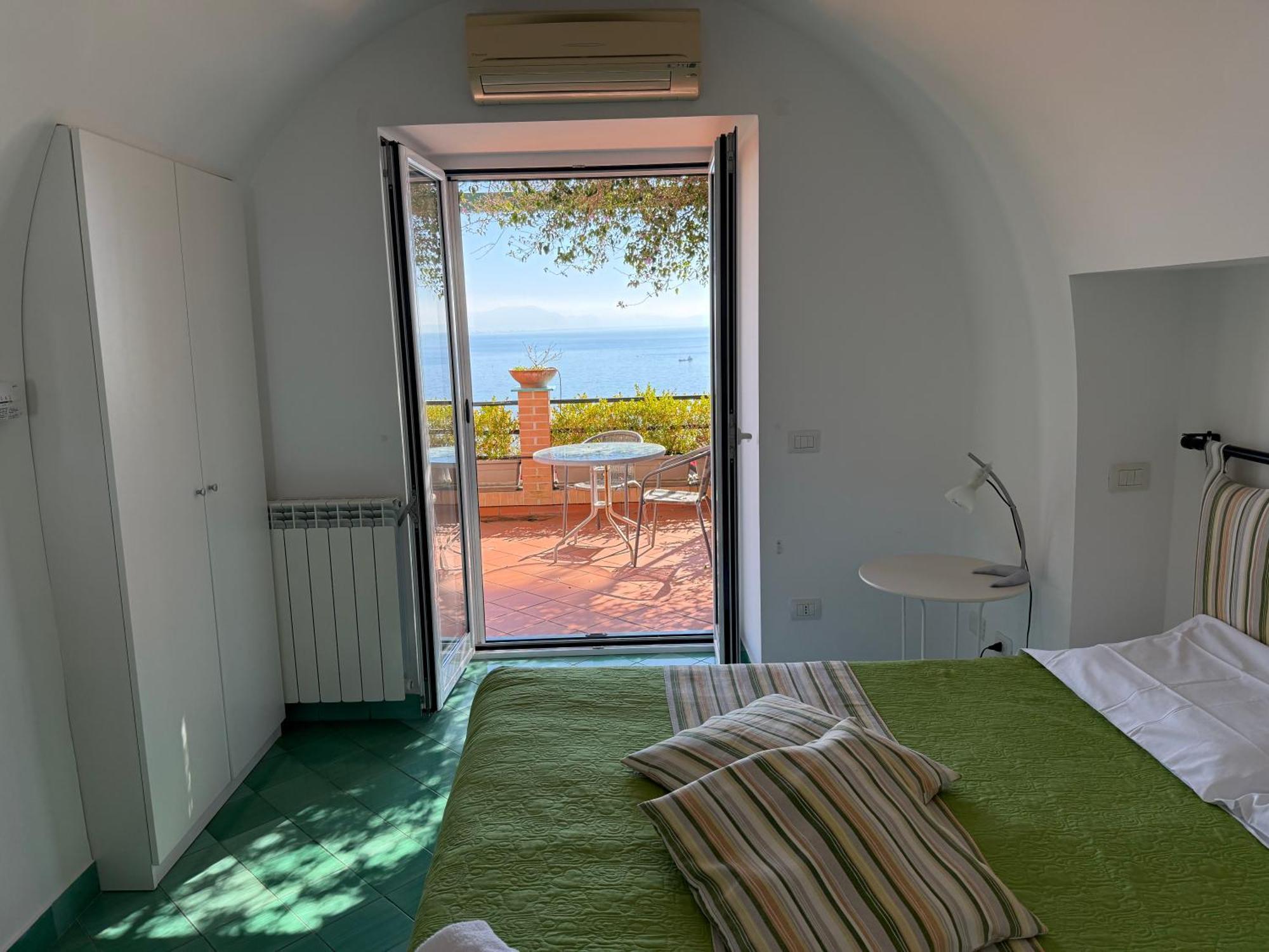 Villa Casa Gabriella - Amalfi Coast - Free Parking - Full Sea View Vietri Esterno foto