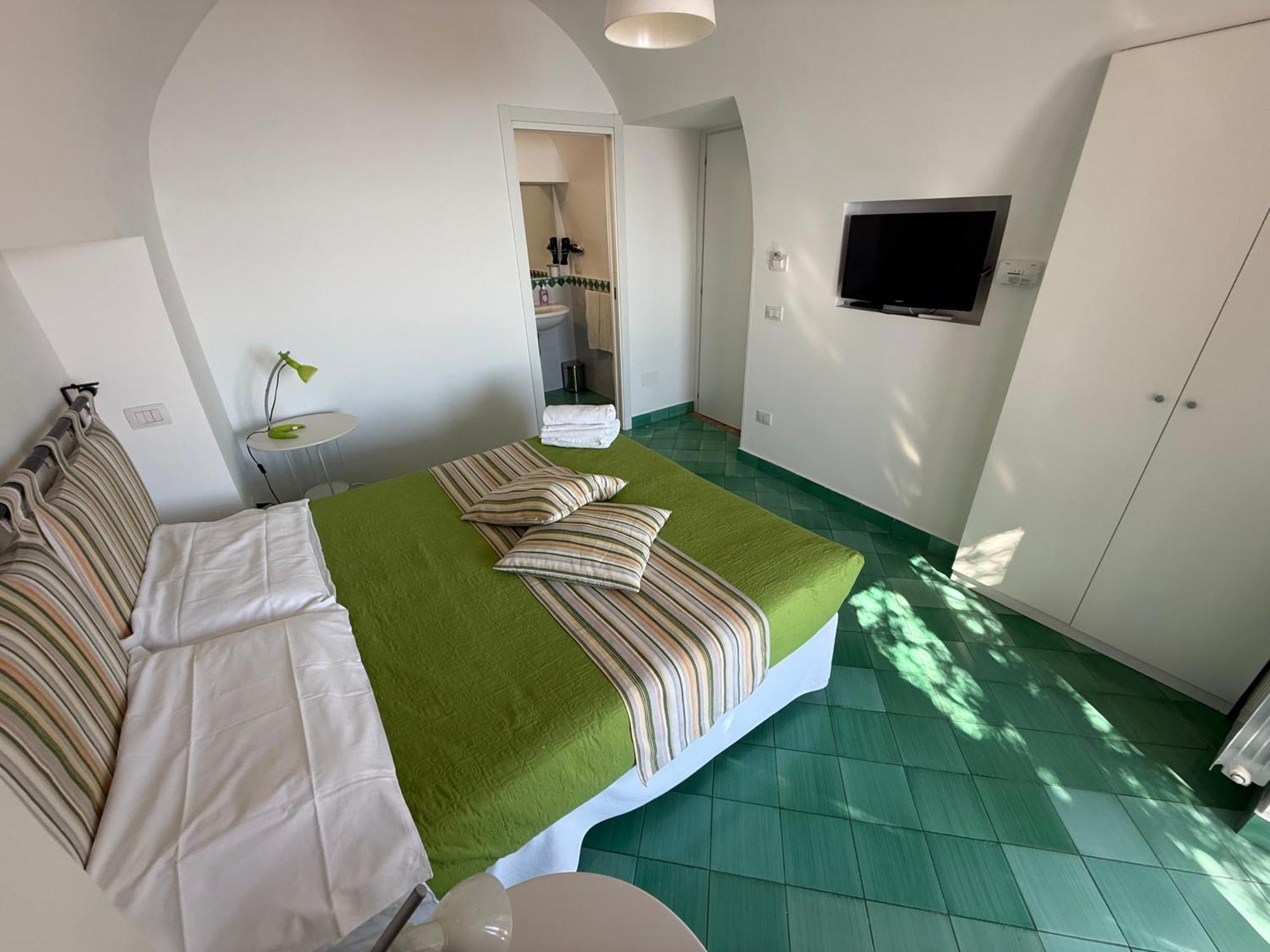 Villa Casa Gabriella - Amalfi Coast - Free Parking - Full Sea View Vietri Esterno foto